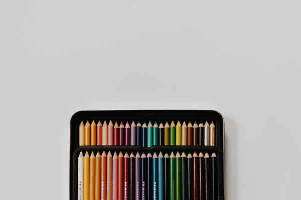 たくさんの色鉛筆